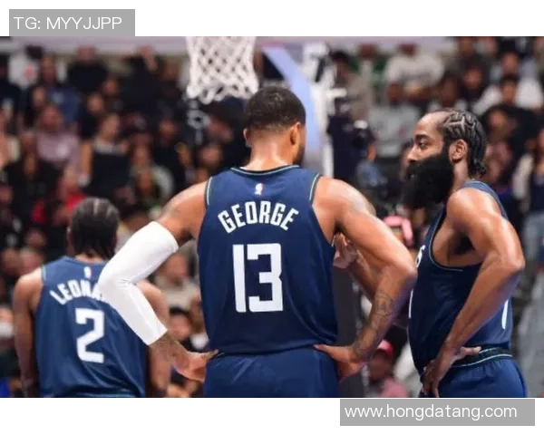 8月24日快船与独行侠精彩对决回放全程回顾与精彩瞬间分析 8月24日快船与独行侠精彩对决回放全程回顾与精彩瞬间分析