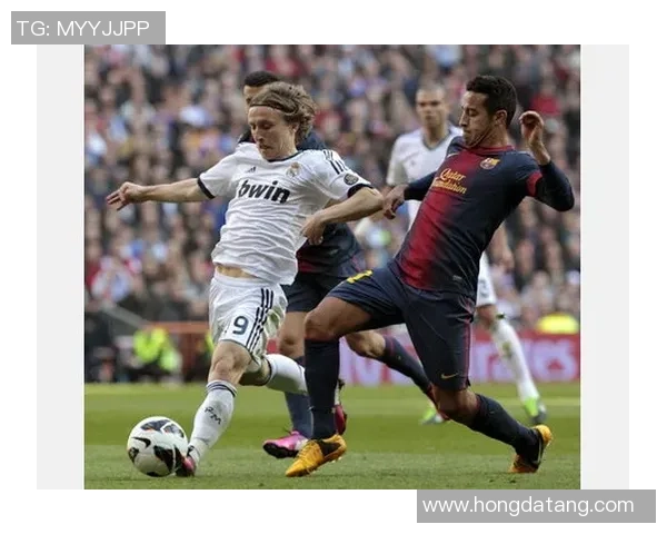 泰格雷与瓜达拉哈啦的激烈对决揭示足球战术与团队精神的完美结合 泰格雷与瓜达拉哈啦的激烈对决揭示足球战术与团队精神的完美结合