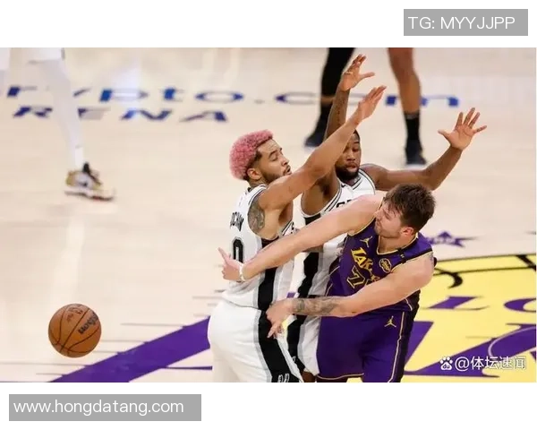 湖人对决马刺的经典之战回顾及精彩瞬间分析 湖人对决马刺的经典之战回顾及精彩瞬间分析